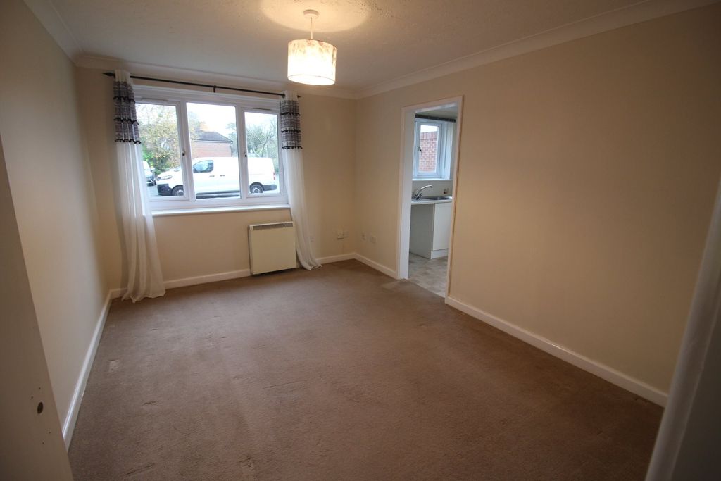Property photo 2 of 11 Img_4171
