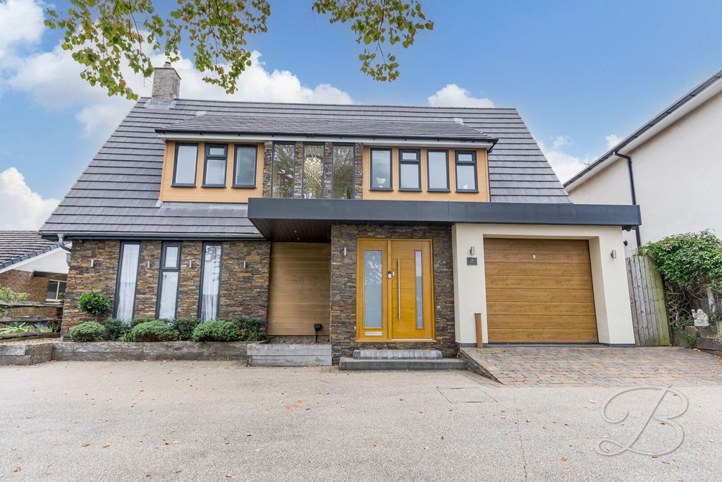 Property photo 1 of 34 Front (Exterior)