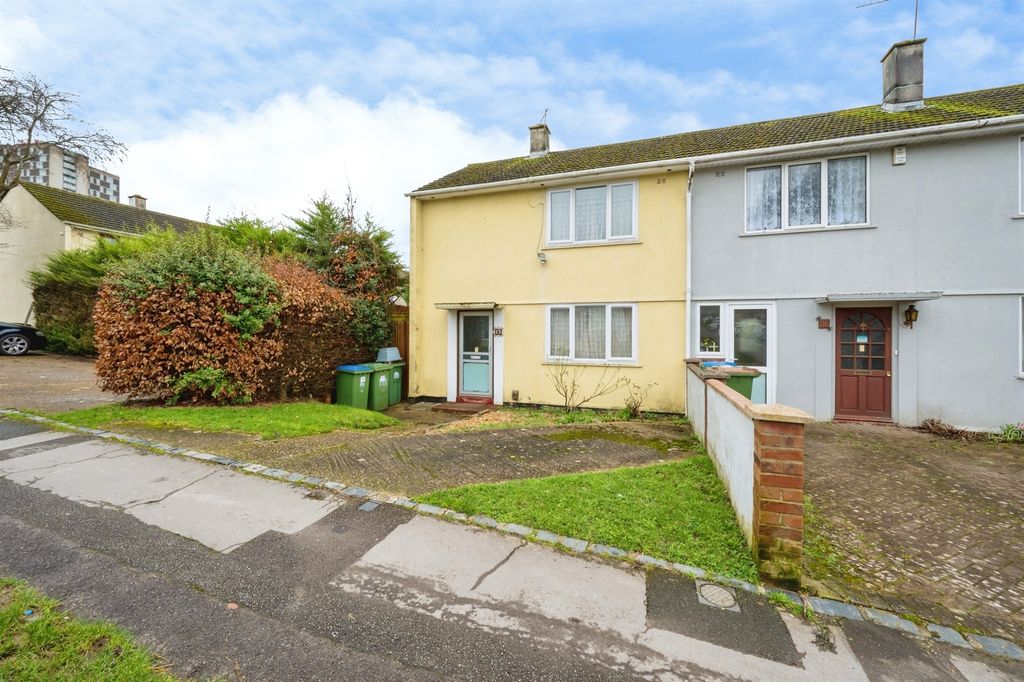 Property photo 1 of 12