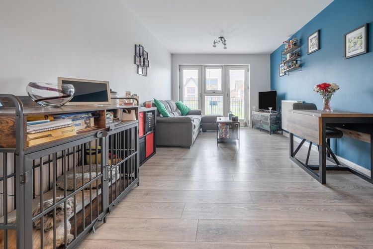 Property photo 3 of 17