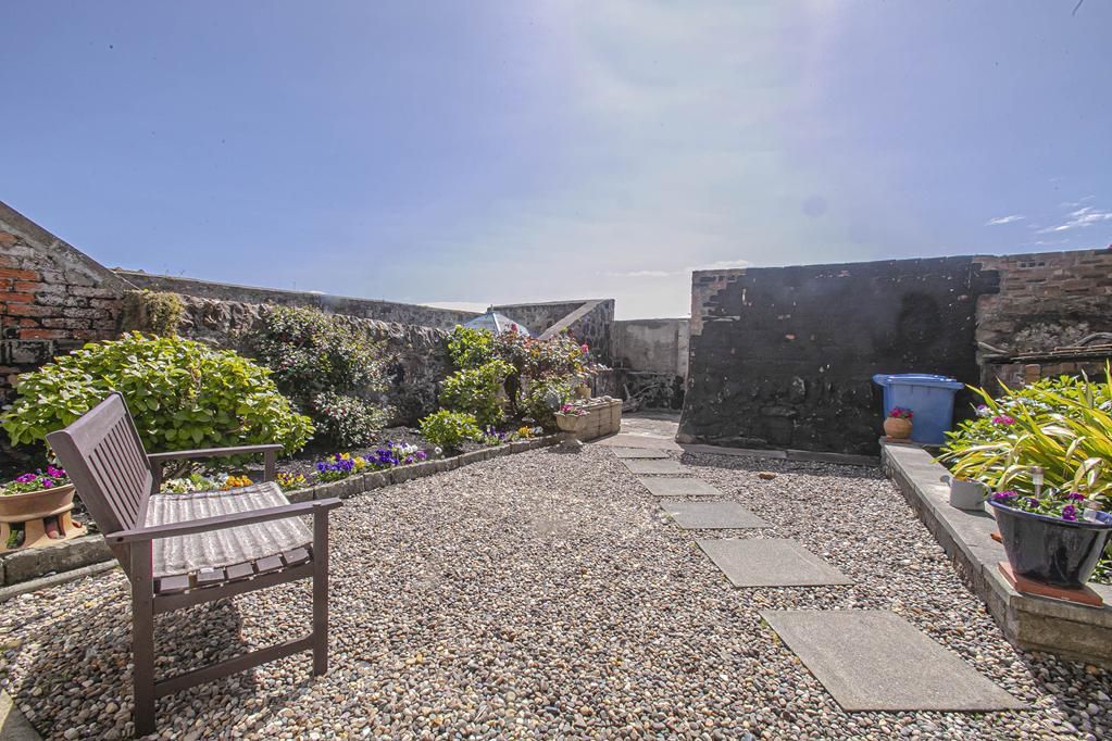 Property photo 2 of 34 Cup1385Seg Garden.Jpg
