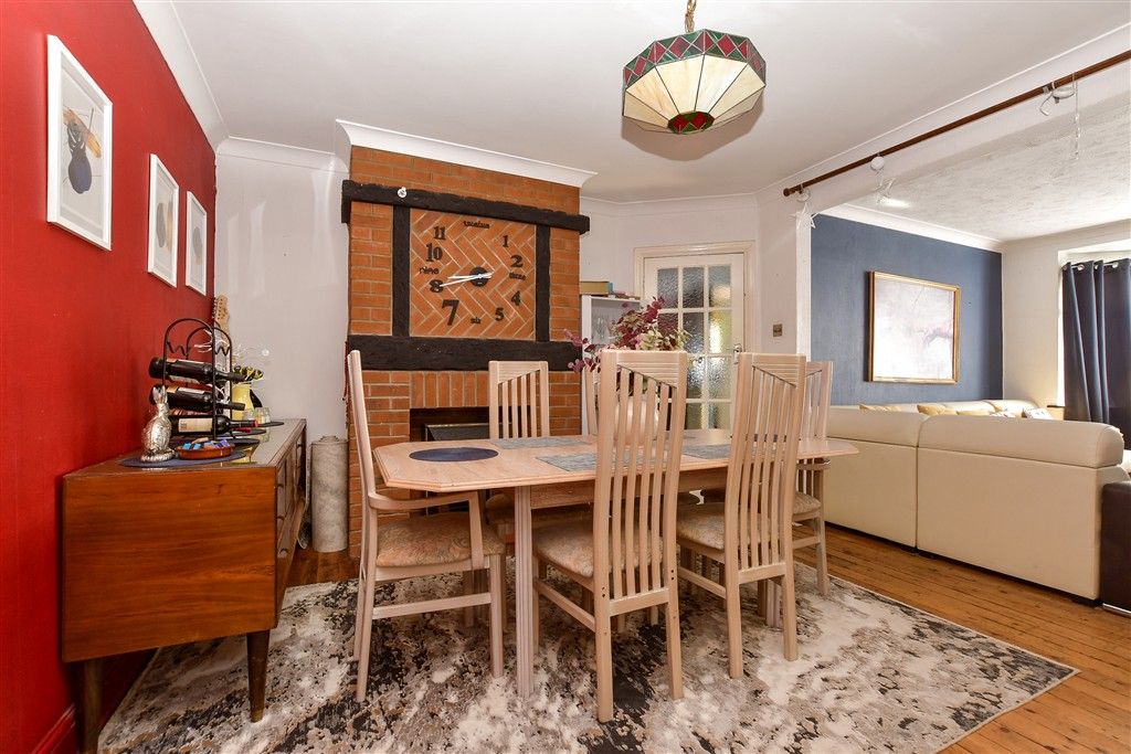 Property photo 3 of 18 Dining Area