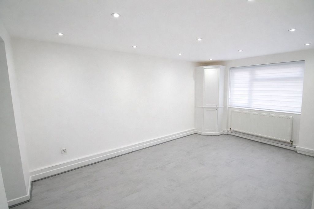 Property photo 3 of 11 Picture No. 09