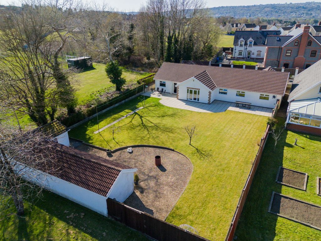 Property photo 1 of 39