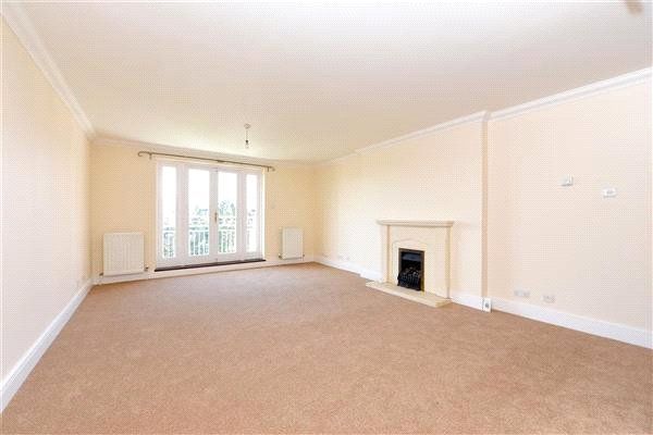 Property photo 2 of 10 Main Photo