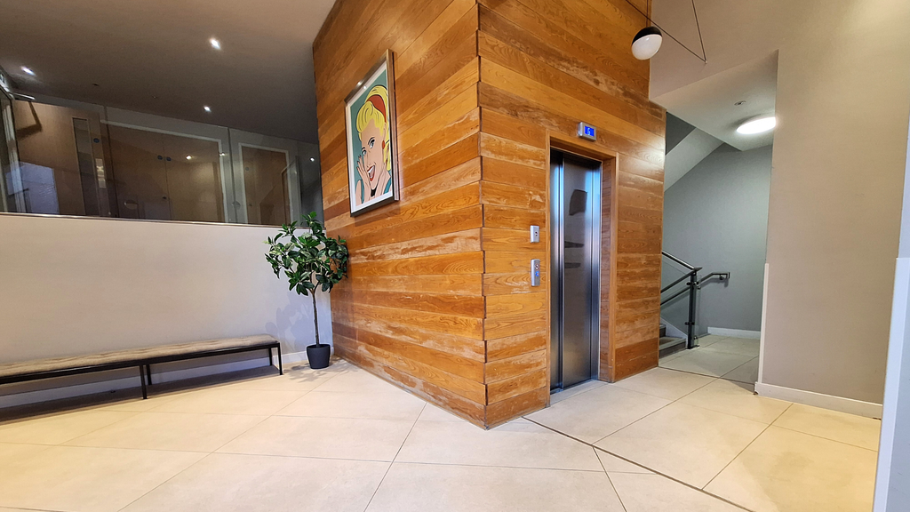 Property photo 3 of 12 Property