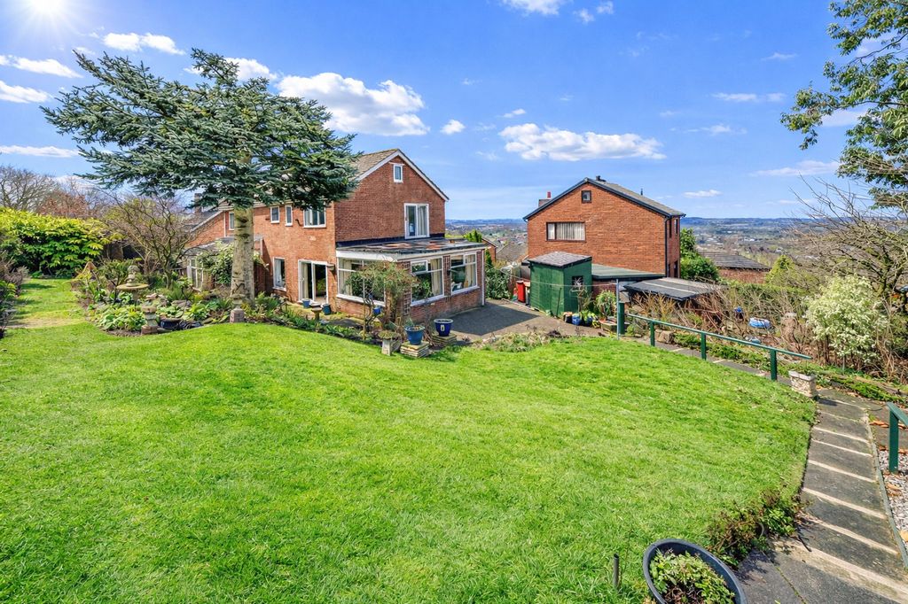 Property photo 1 of 33