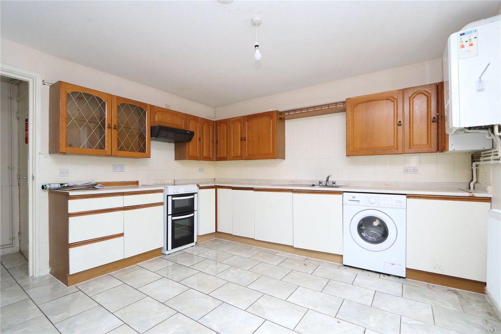 Property photo 3 of 9 Picture No. 02