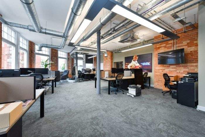 Property photo 3 of 12