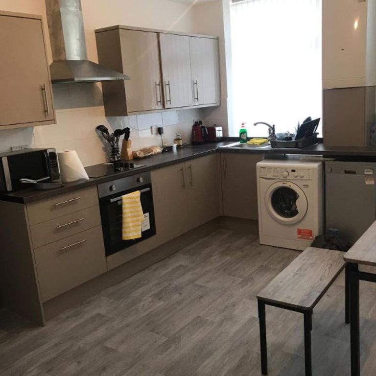 Property photo 3 of 5