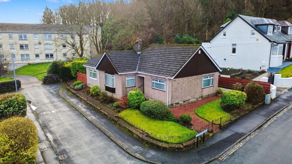 Property photo 2 of 21