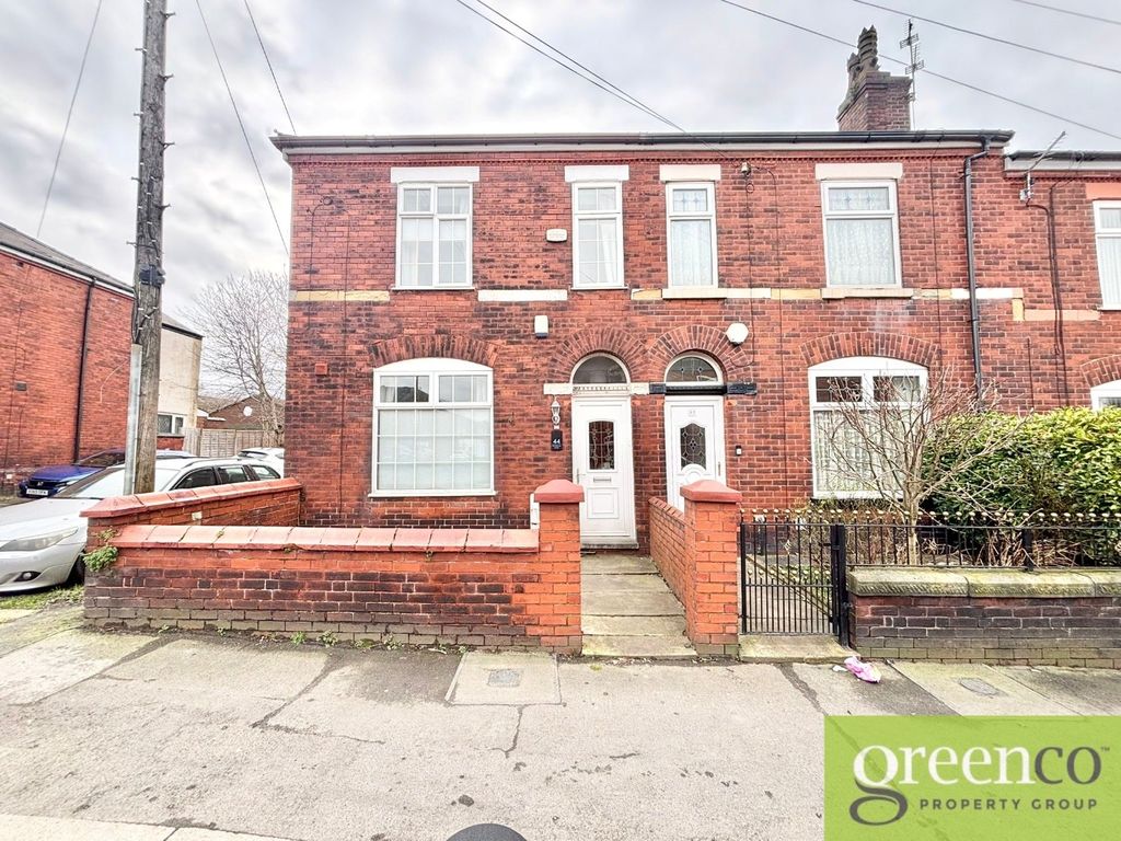 Property photo 2 of 17