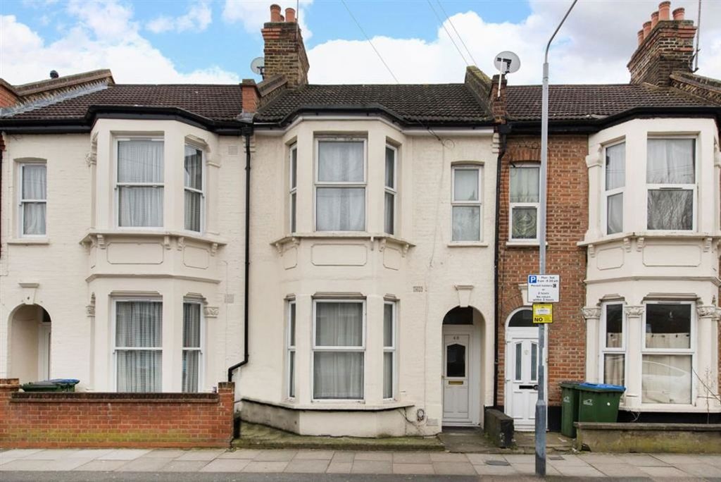 Property photo 1 of 4
