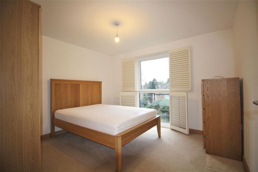 Property photo 3 of 8 5140623