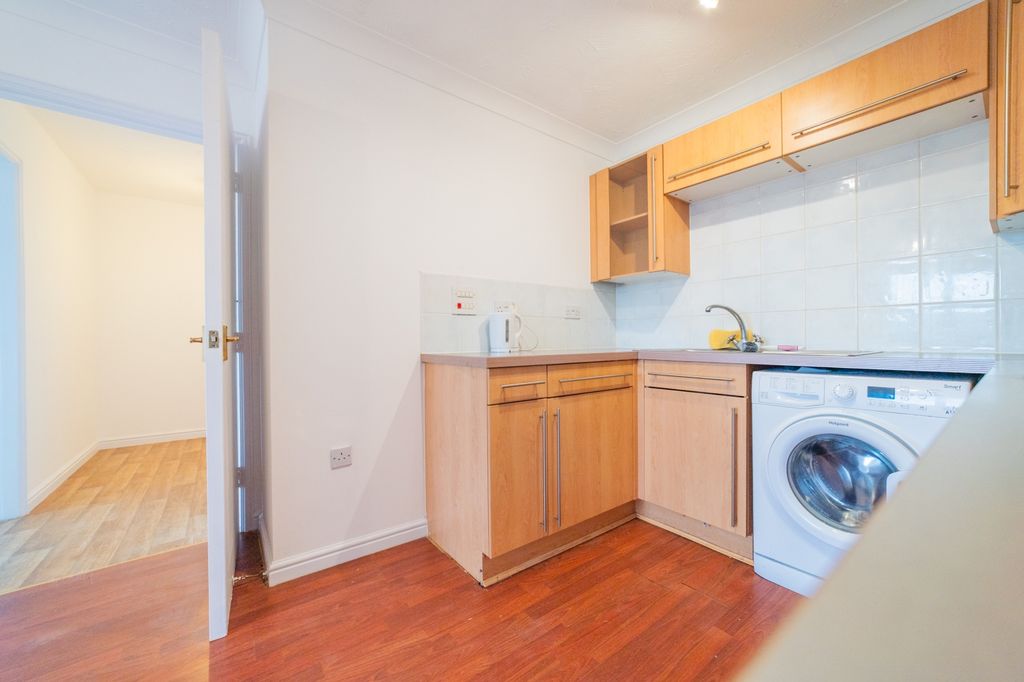 Property photo 3 of 14 Call 02920 454555 To Secure Your Viewing_7