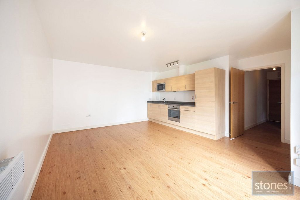 Property photo 3 of 12 Picture No. 05