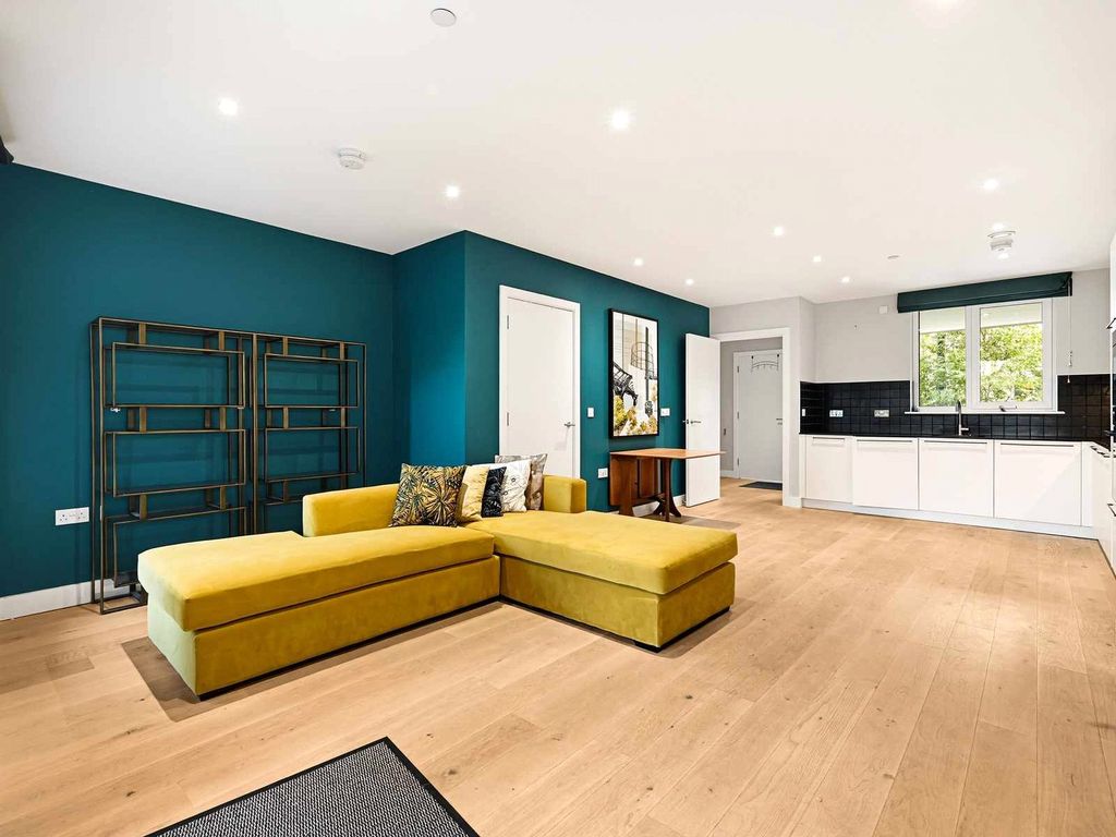 Property photo 1 of 16 Cotton Street