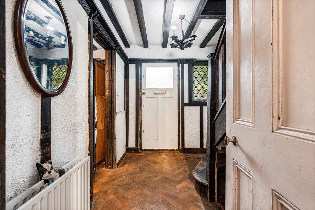 Property photo 3 of 13