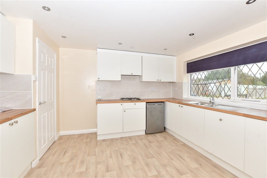 Property photo 3 of 15 Kitchen/Diner