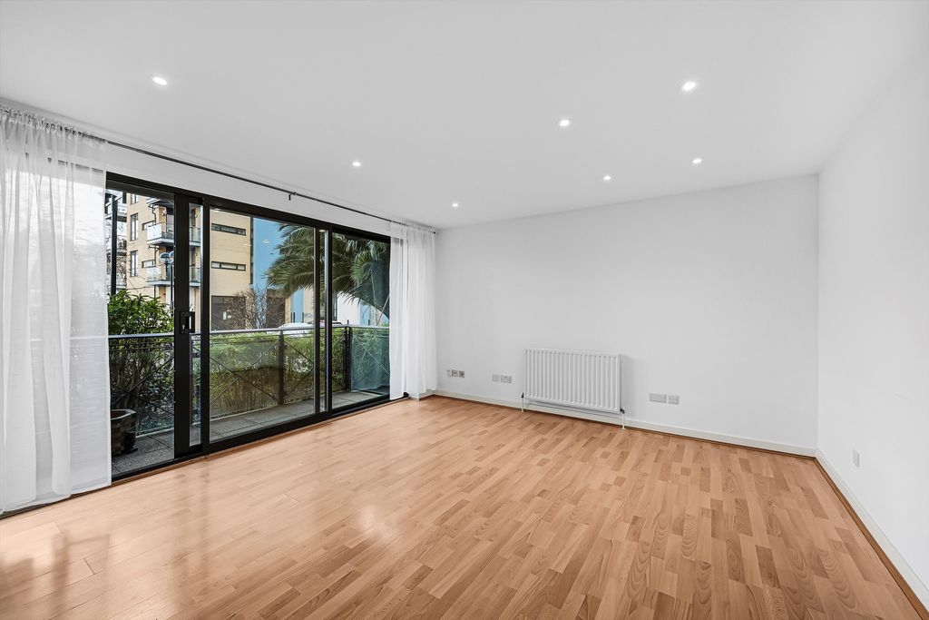 Property photo 1 of 15 Image