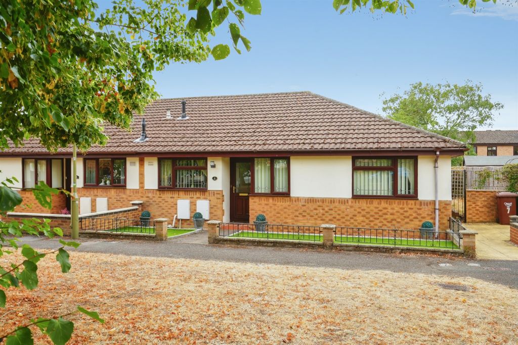 Property photo 1 of 17
