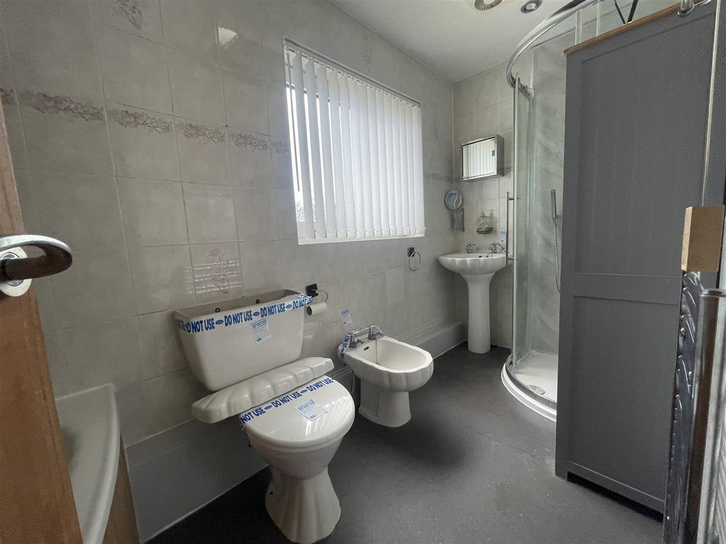 Property photo 3 of 8 Img_2694.Jpg