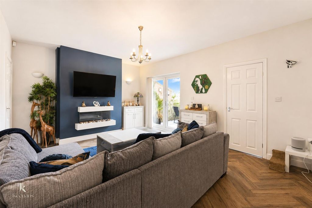 Property photo 2 of 25 9-17.Jpg