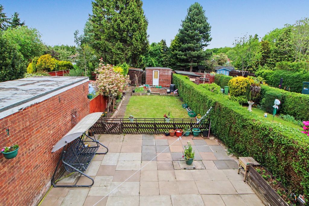 Property photo 2 of 12