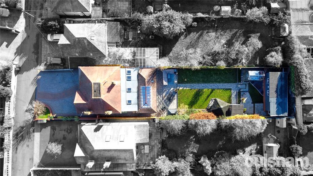 Property photo 2 of 36 Picture No. 43