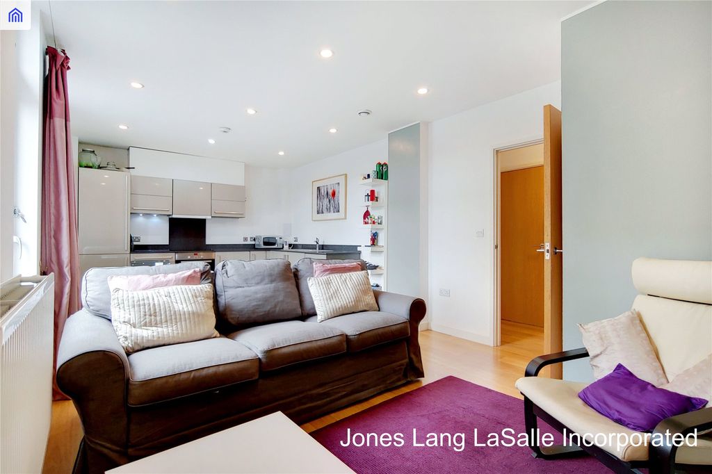 Property photo 1 of 10 Picture No. 22