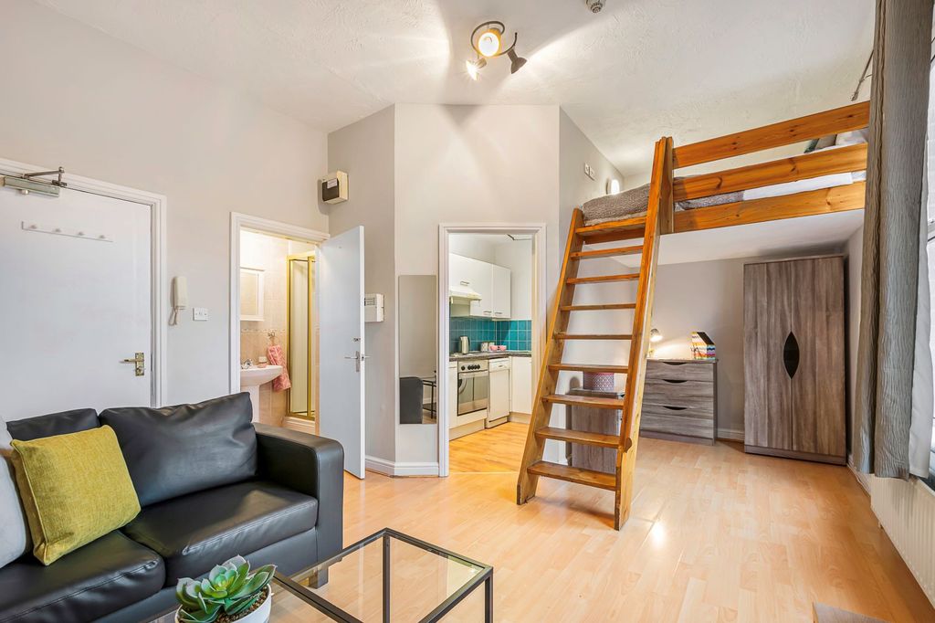 Property photo 1 of 5 Property Photo