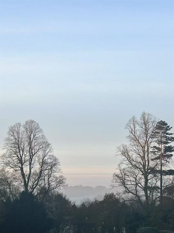 Property photo 2 of 25 External View (1)