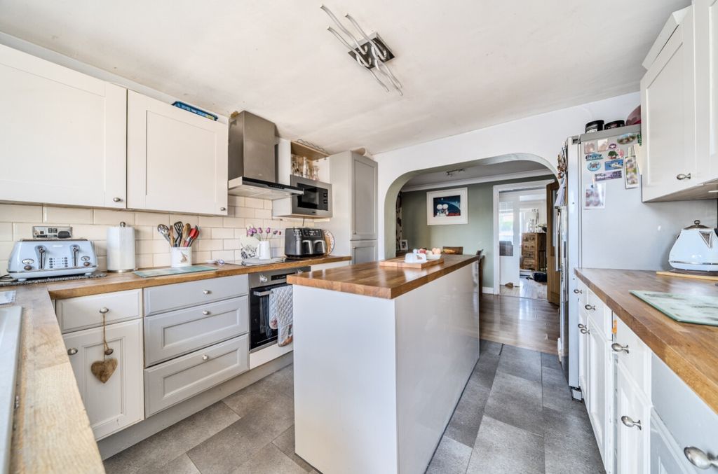 Property photo 3 of 25 1357689-5-68dc03149E07A