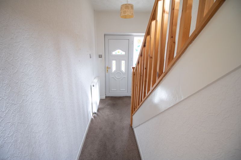 Property photo 3 of 15 Entrance Hallway