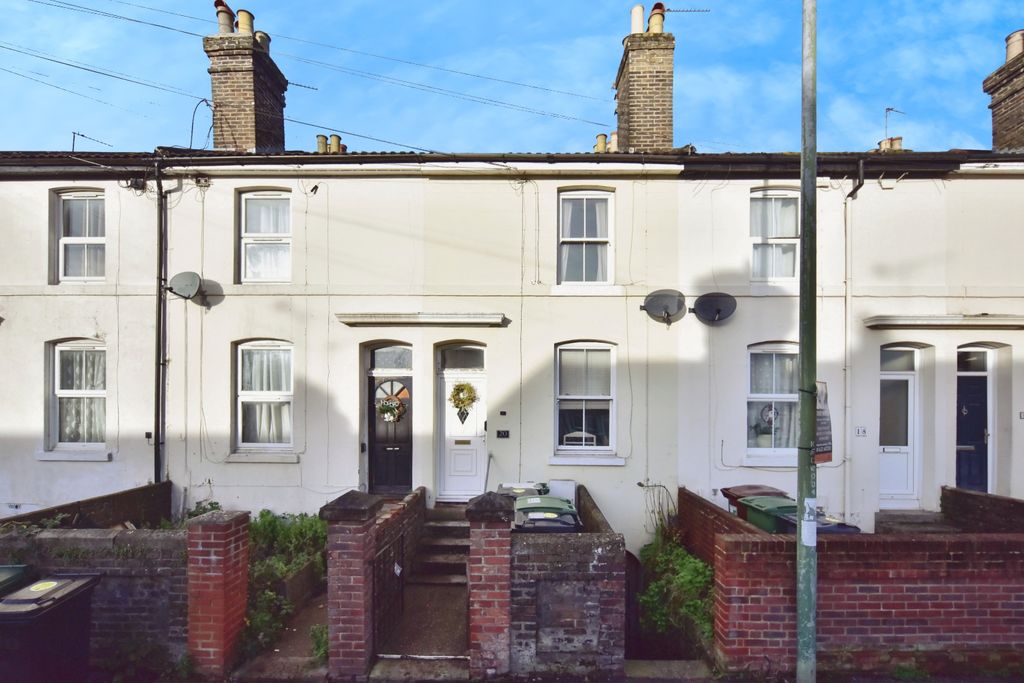 Property photo 2 of 9