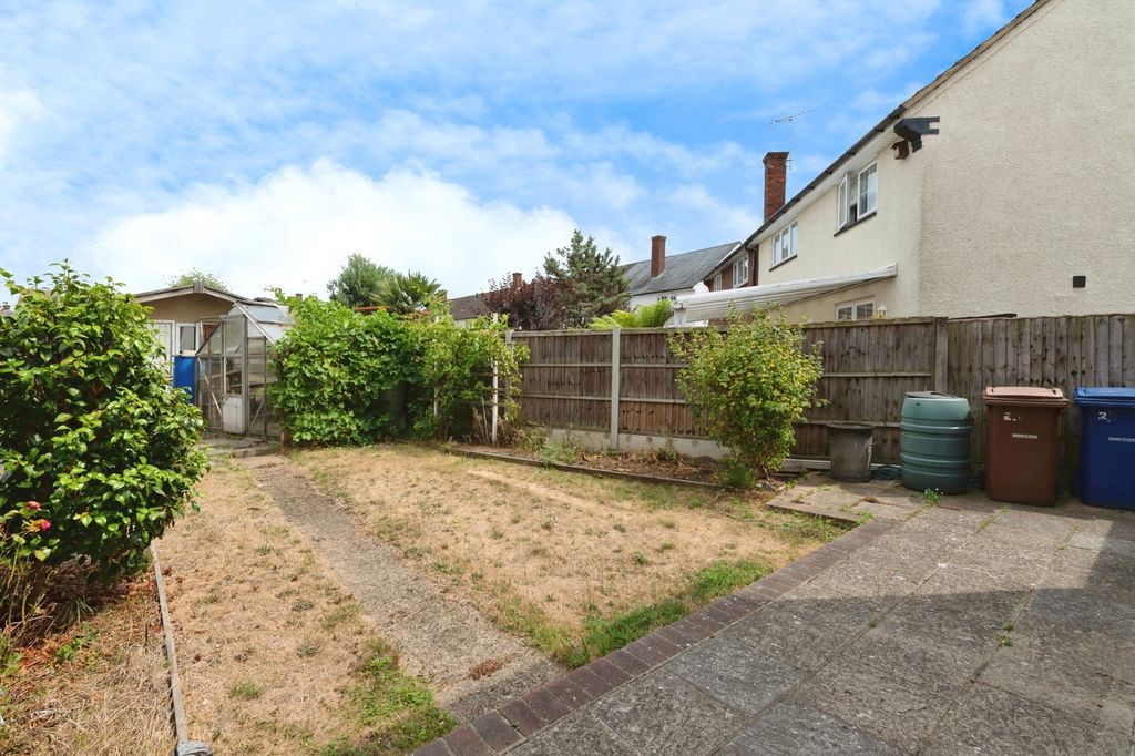 Property photo 3 of 15 Photo