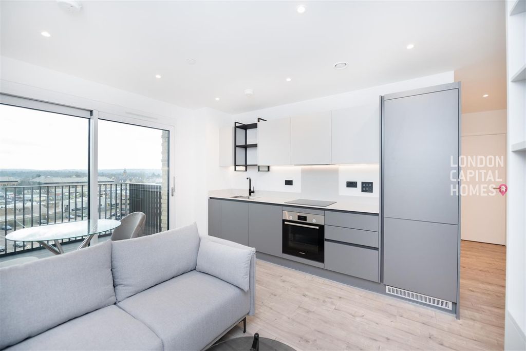 Property photo 3 of 16 212-103.Jpg