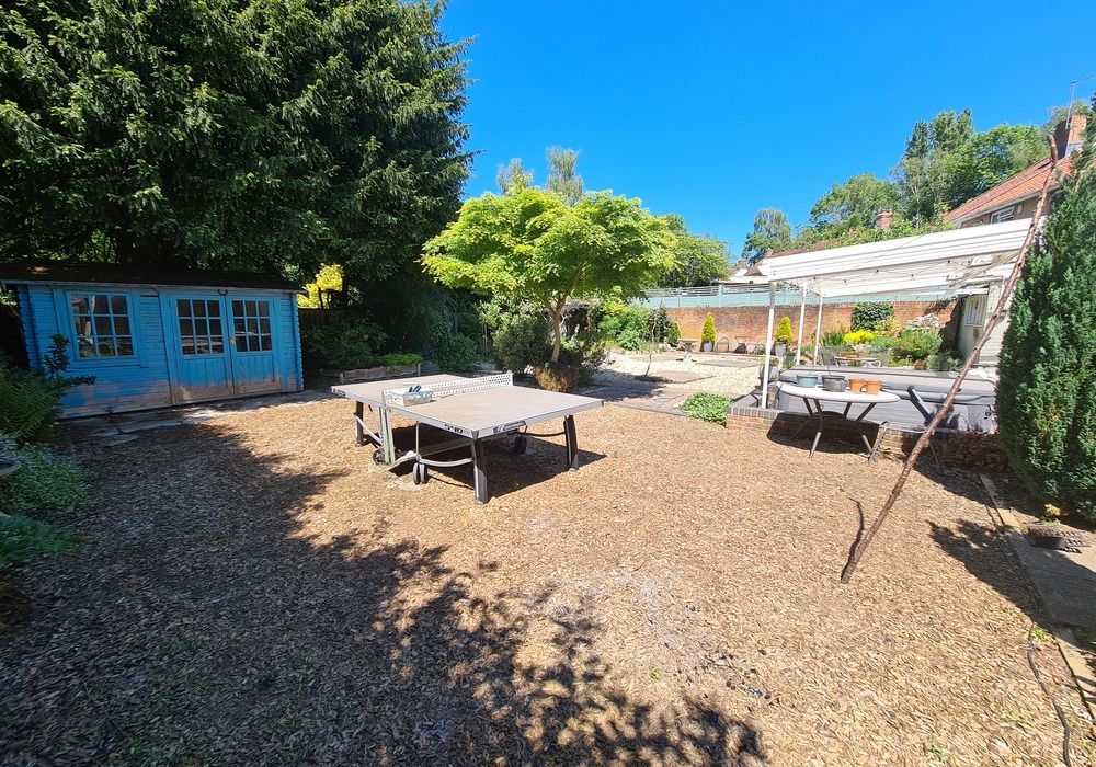 Property photo 3 of 25