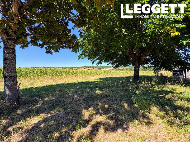 Property photo 2 of 10