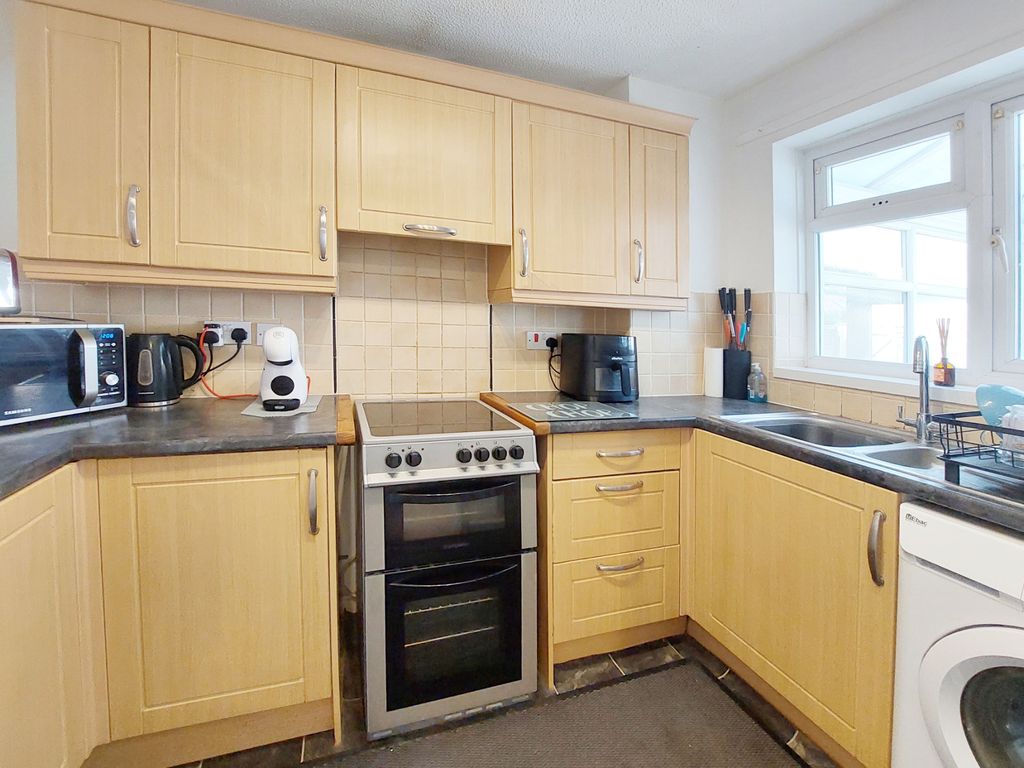 Property photo 2 of 8 20260507_114917