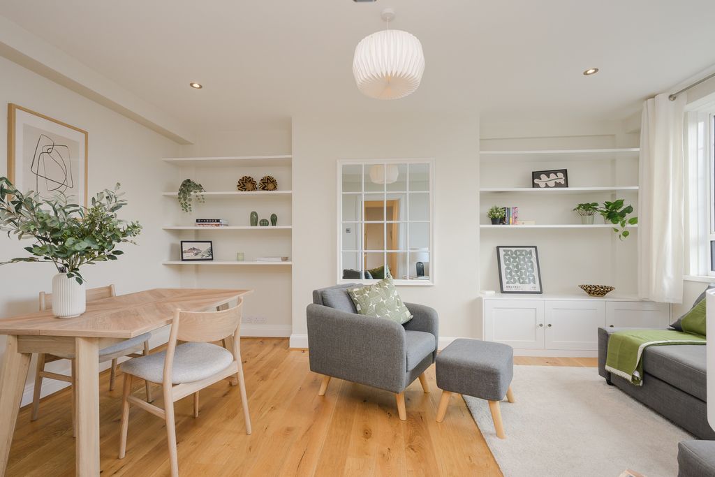 Property photo 3 of 19 Picture No. 22