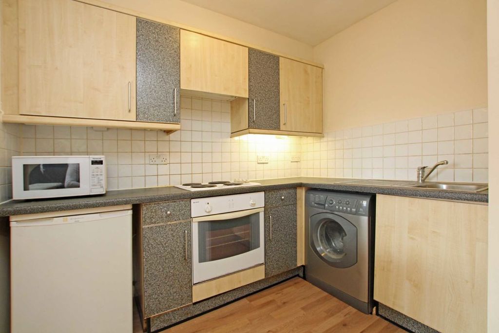 Property photo 3 of 5