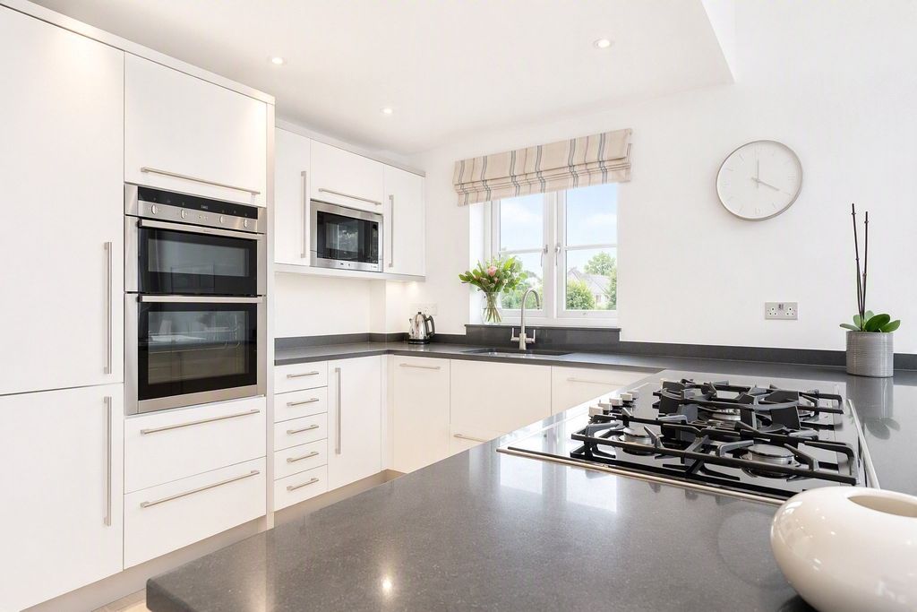 Property photo 2 of 19 Picture No. 08
