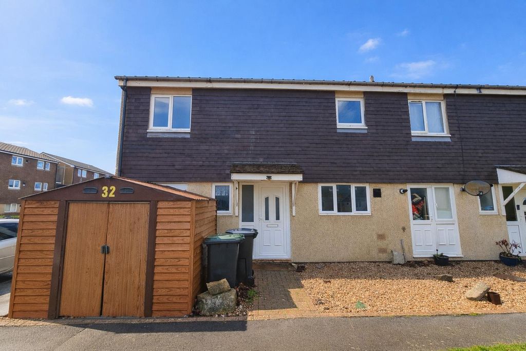 Property photo 1 of 11 Exterior