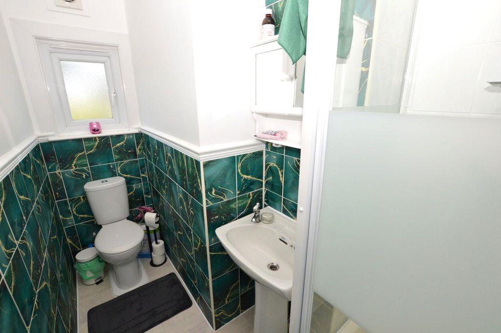 Property photo 3 of 8 Picture No. 02