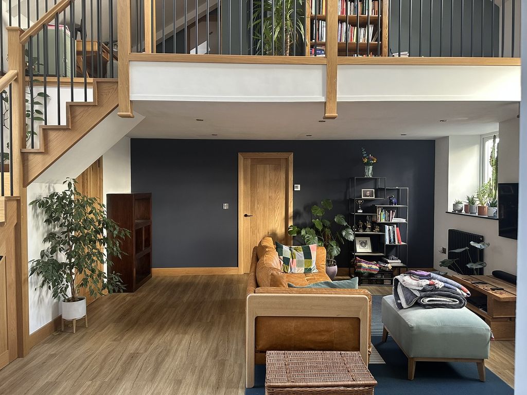 Property photo 2 of 31 Not Specified