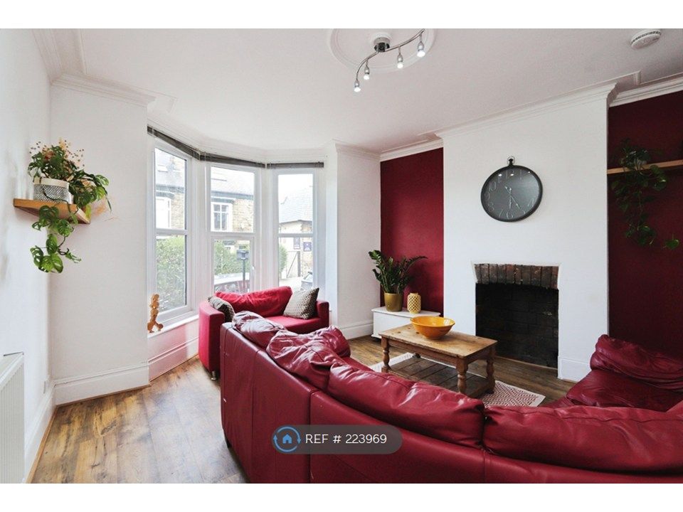 Property photo 2 of 22