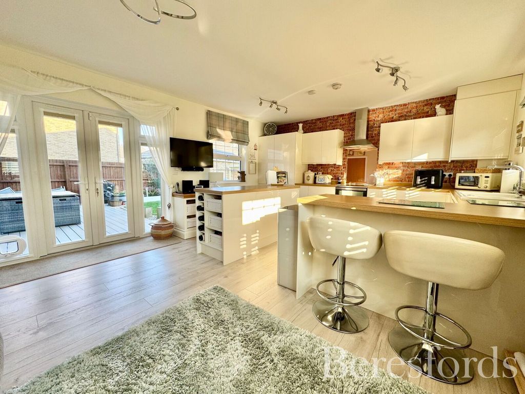 Property photo 2 of 30 Picture 2