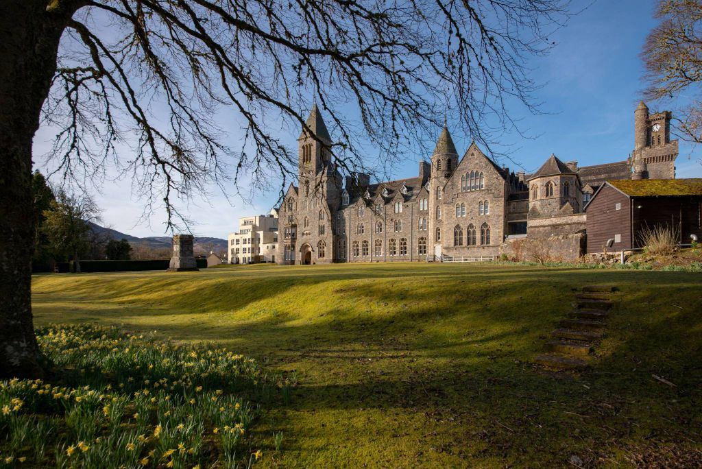 Property photo 1 of 20