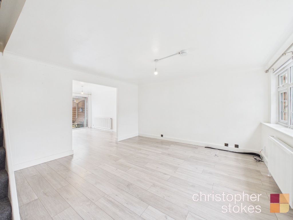 Property photo 2 of 13 5096073